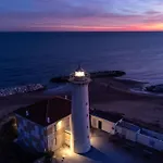 Modern Seafront Flat With Stunning Views