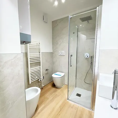 Modern Seafront Flat With Stunning Views