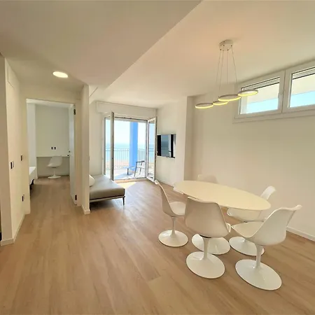 Modern Seafront Flat With Stunning Views Apartment Bibione
